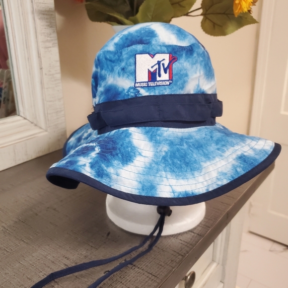 MTV Blue Tie-Dye Bucket Hat - Picture 4 of 5